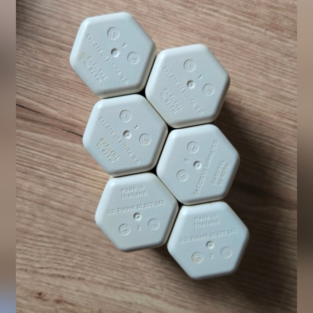 Cadence Cream Containers - Picture 3 of 4